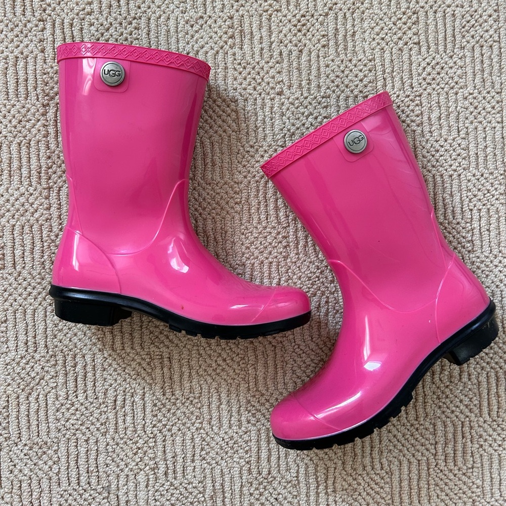 Pink UGG rain boots